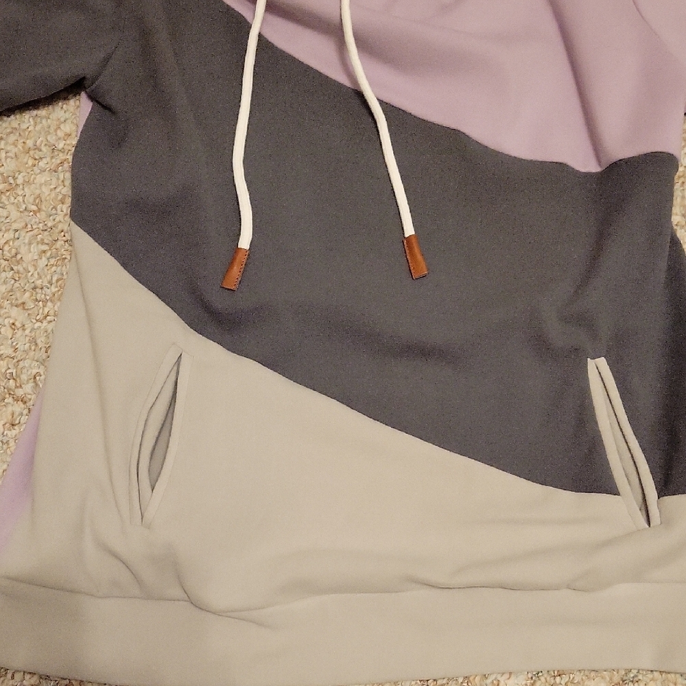 Colorblock Hoodie with Drawstring - Picture 2 of 5